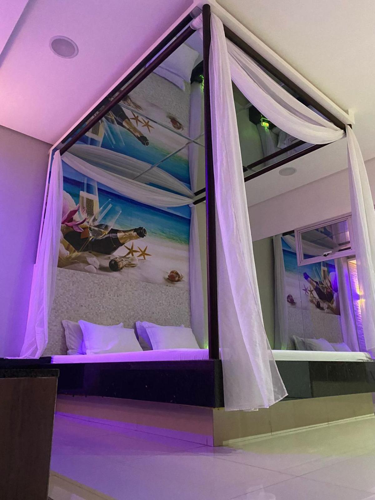 Motel Paris Апаресіда-ді-Гоянія Екстер'єр фото